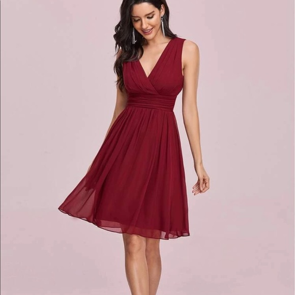 Dresses & Skirts - Surplice Neck & Ruched Waist Chiffon Dress NWOT